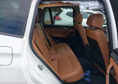 2017 BMW X3 xDrive28I z USA, uszkodzony, nr VIN 5UXWX9C53H0D98271